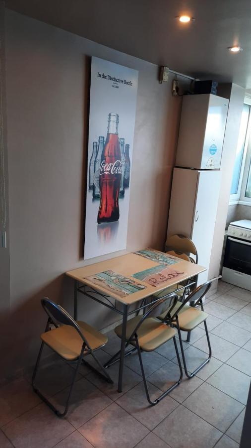 Spacious, Modern Condo In New Villa - Sleeps 6 Bükreş Dış mekan fotoğraf