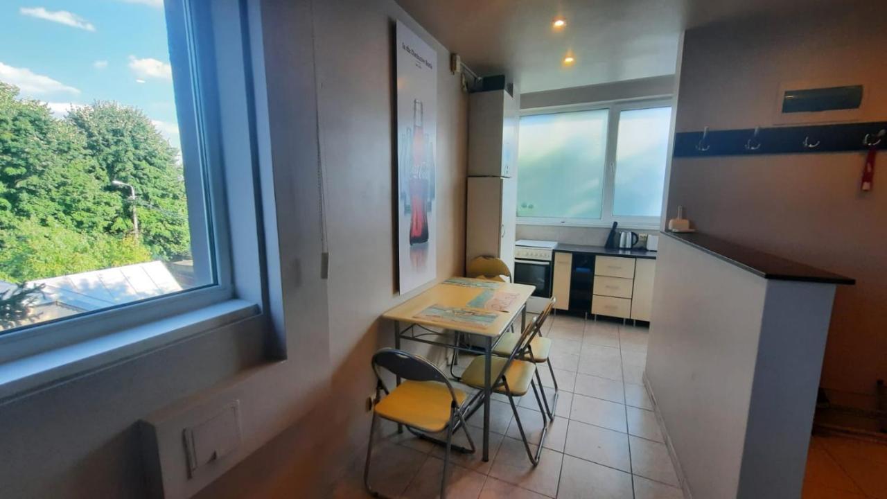 Spacious, Modern Condo In New Villa - Sleeps 6 Bükreş Dış mekan fotoğraf
