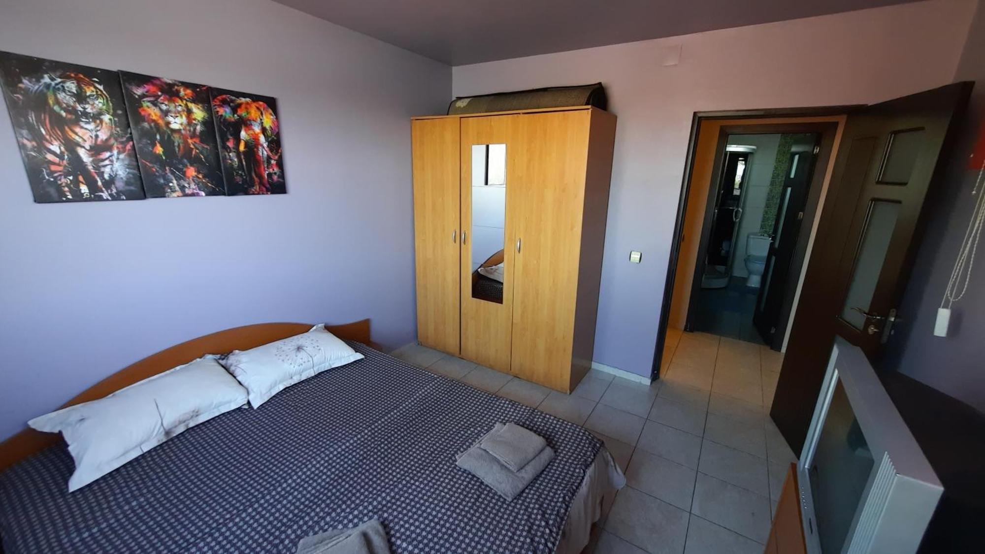 Spacious, Modern Condo In New Villa - Sleeps 6 Bükreş Dış mekan fotoğraf